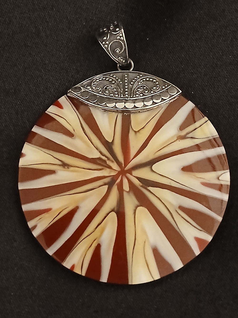 Sterling Silver Pendant Signed Merav Fine Jewelry Beige & Brown Shell Starburst